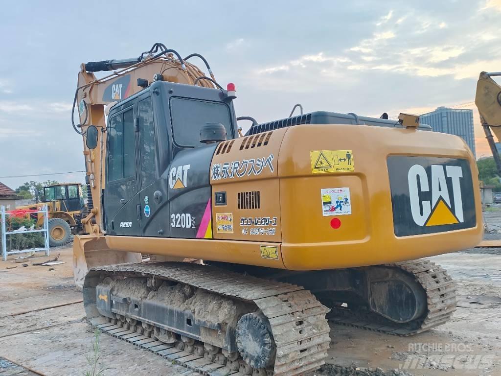 CAT CAT 320D2 Excavatoare pe șenile
