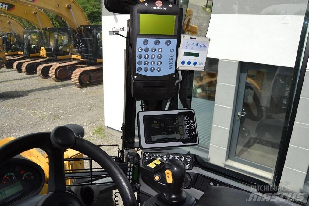 CAT 938 M Incarcator pe pneuri