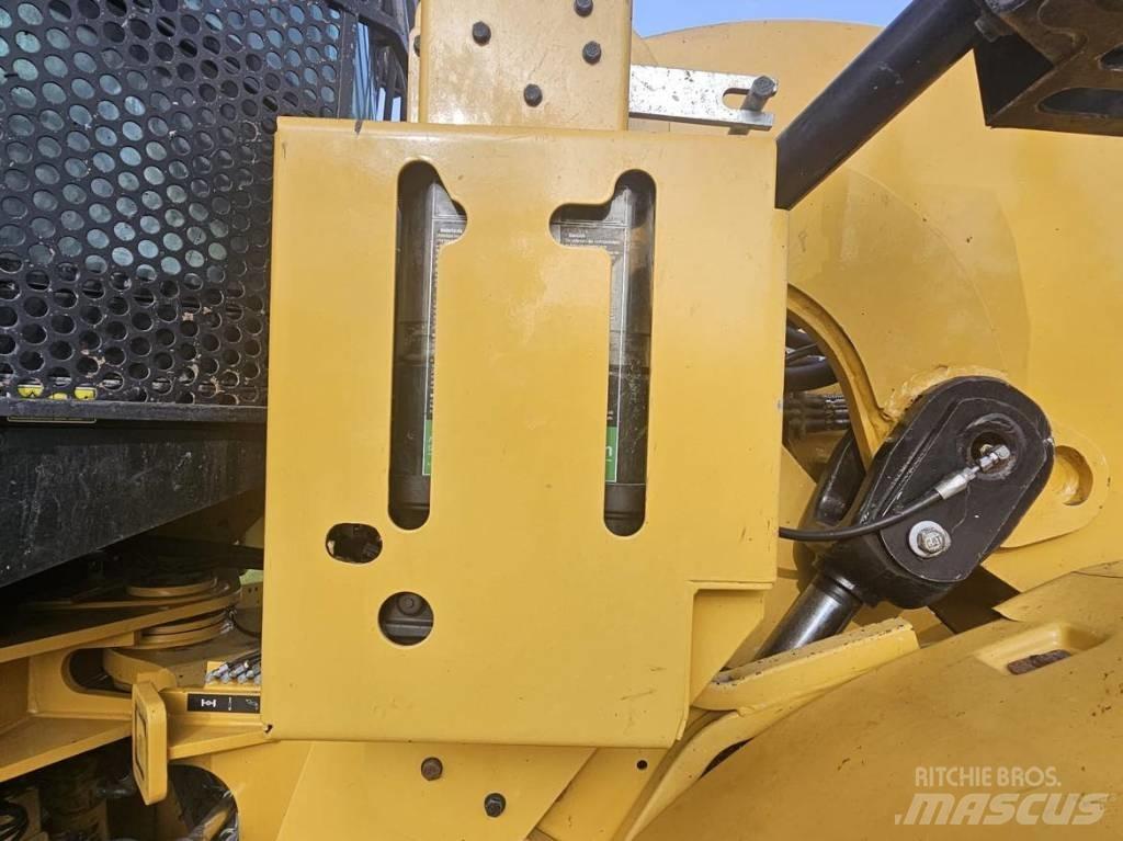 CAT 924K Incarcator pe pneuri