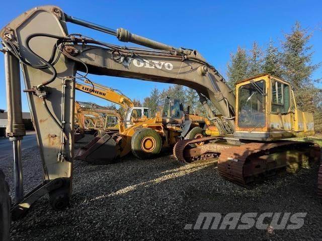 Volvo EC340 Excavatoare pe șenile
