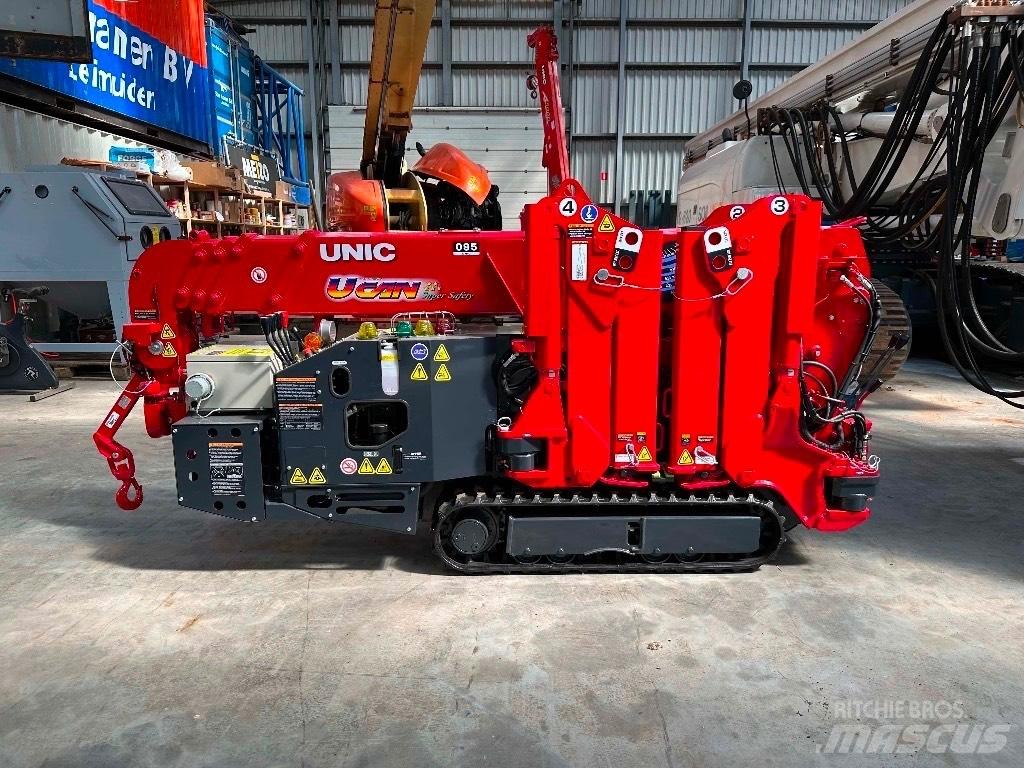 Unic URW 095 Macara pentru orice teren