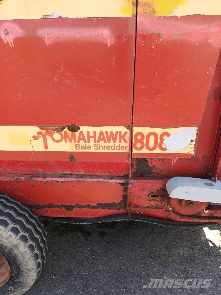 Tomahawk 808 Debalotare, taiere, impachetare