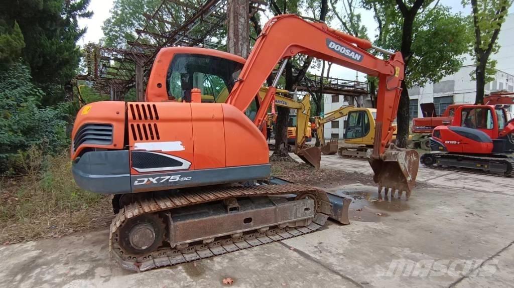Doosan DX 75-9 C Excavatoare pe șenile
