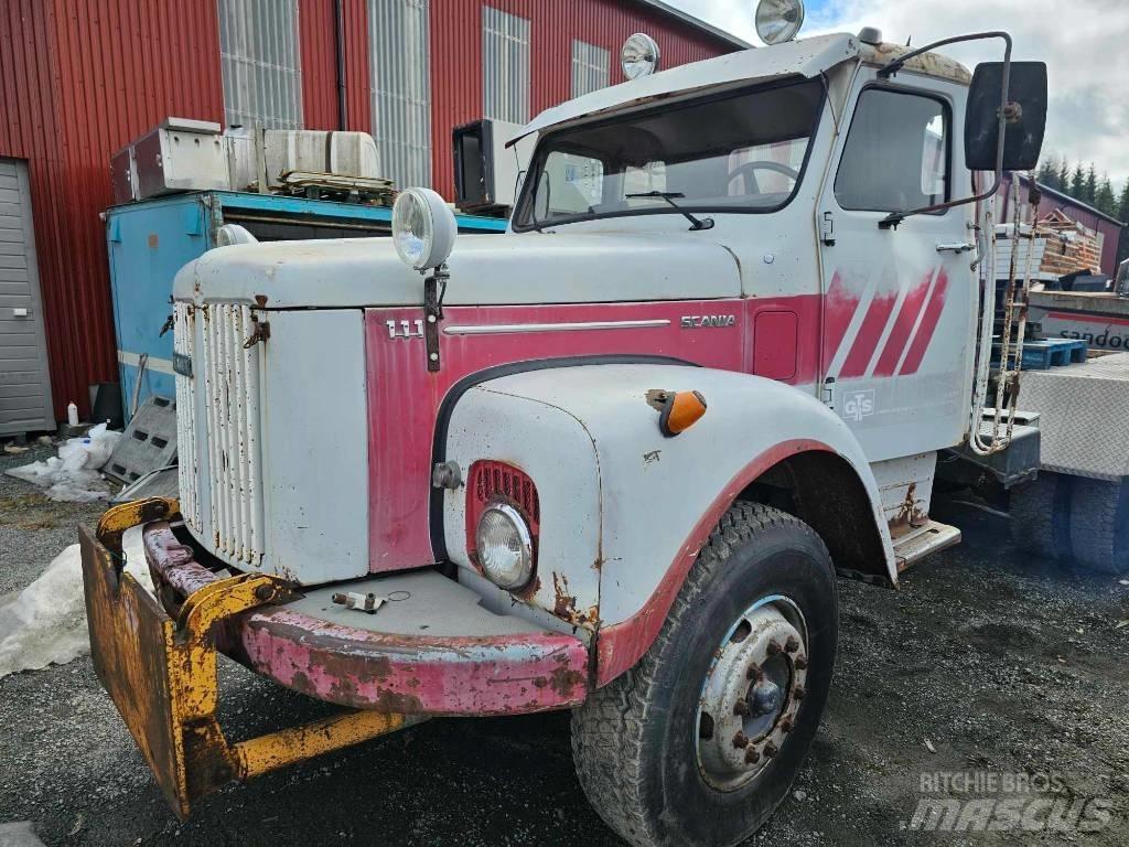 Scania 111 6x2 Camion cabina sasiu