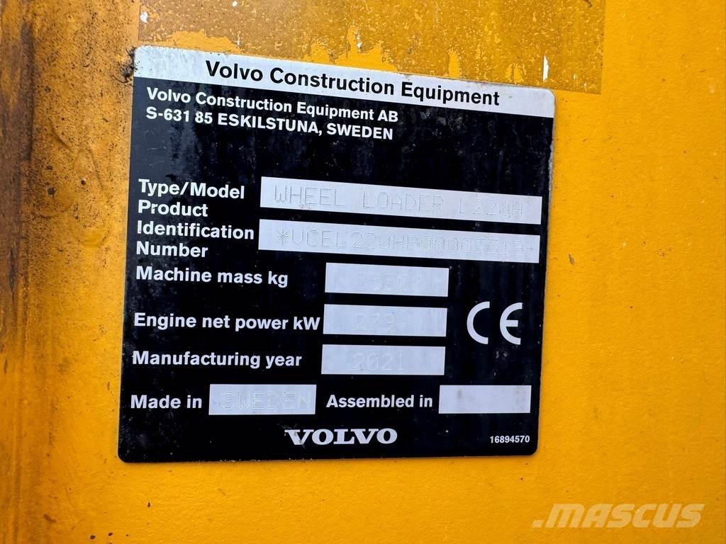 Volvo L220H Incarcator pe pneuri