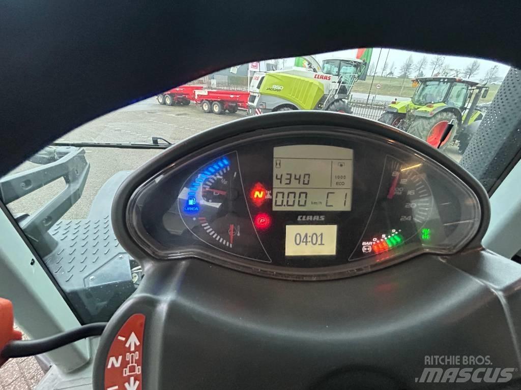 CLAAS Arion 610 CIS Tractoare