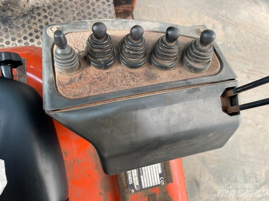 Nissan 25 Stivuitor diesel
