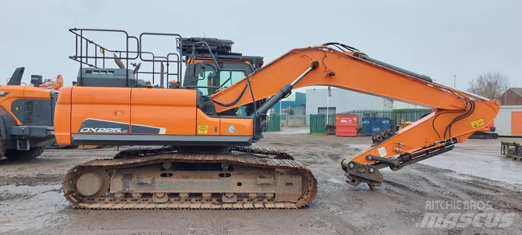 Doosan DX225LC-5 Excavatoare pe șenile
