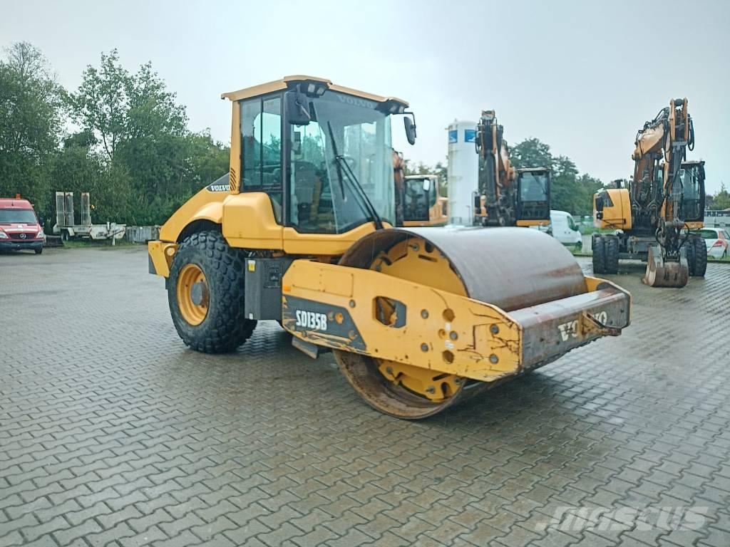 Volvo SD 135 B Compactoare monocilindrice