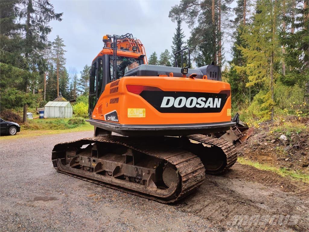 Doosan DX160 LC-5 Excavatoare pe șenile
