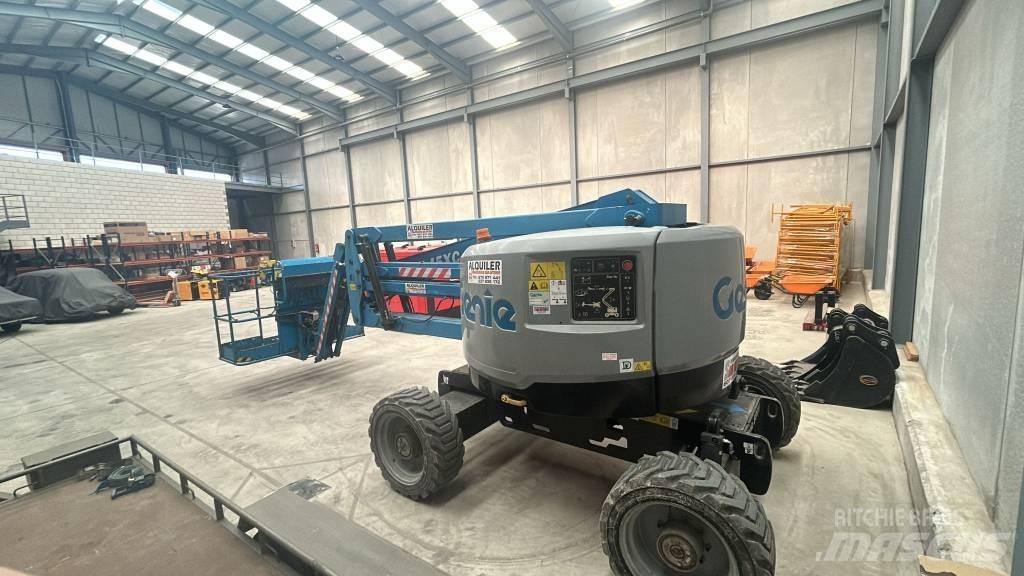 Genie Z 45/25 XC Nacele cu brat articulat