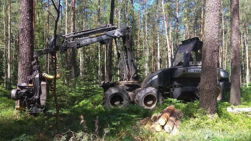 Ponsse Ergo 6W Combine forestiere