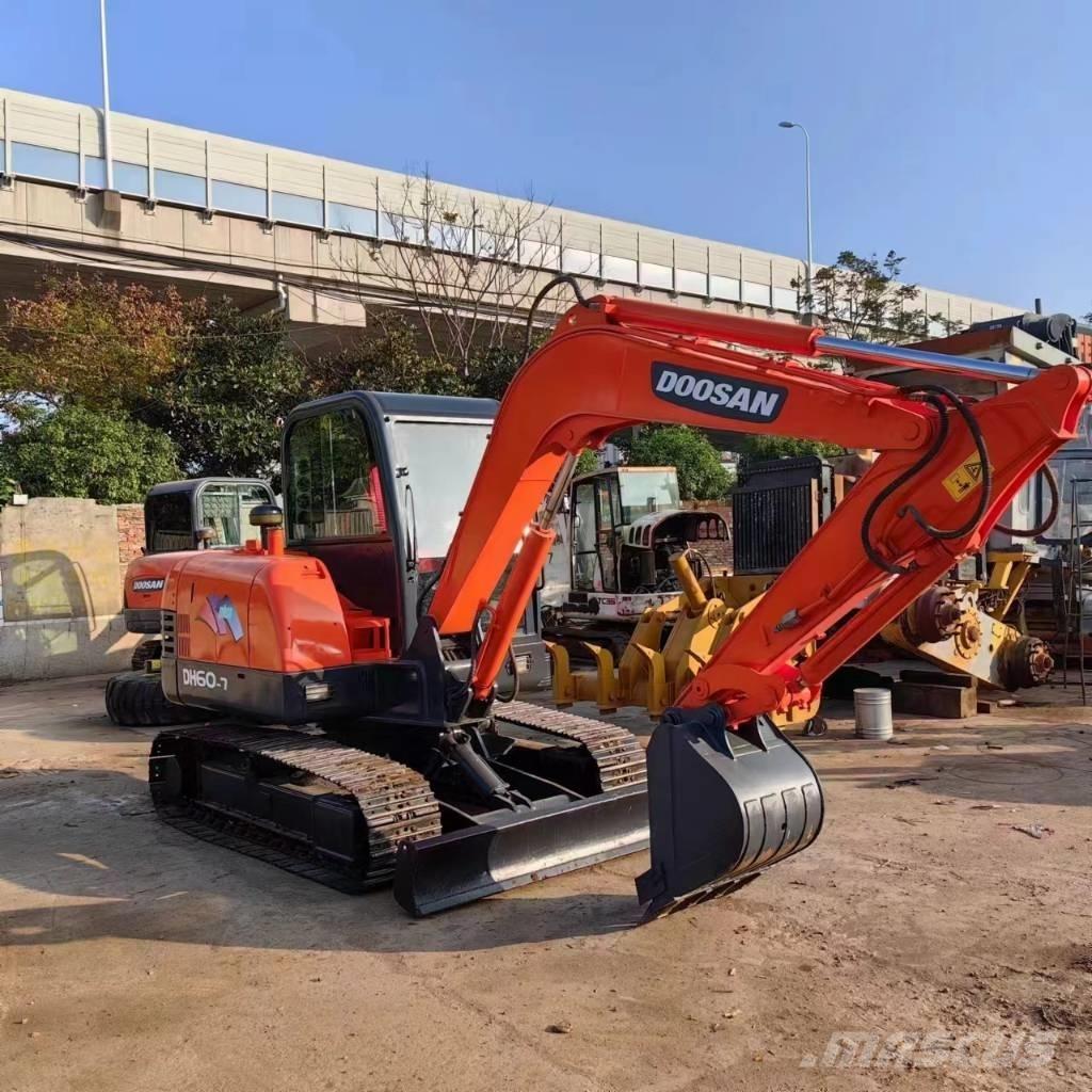 Doosan DH 60-7 Mini excavatoare < 7t