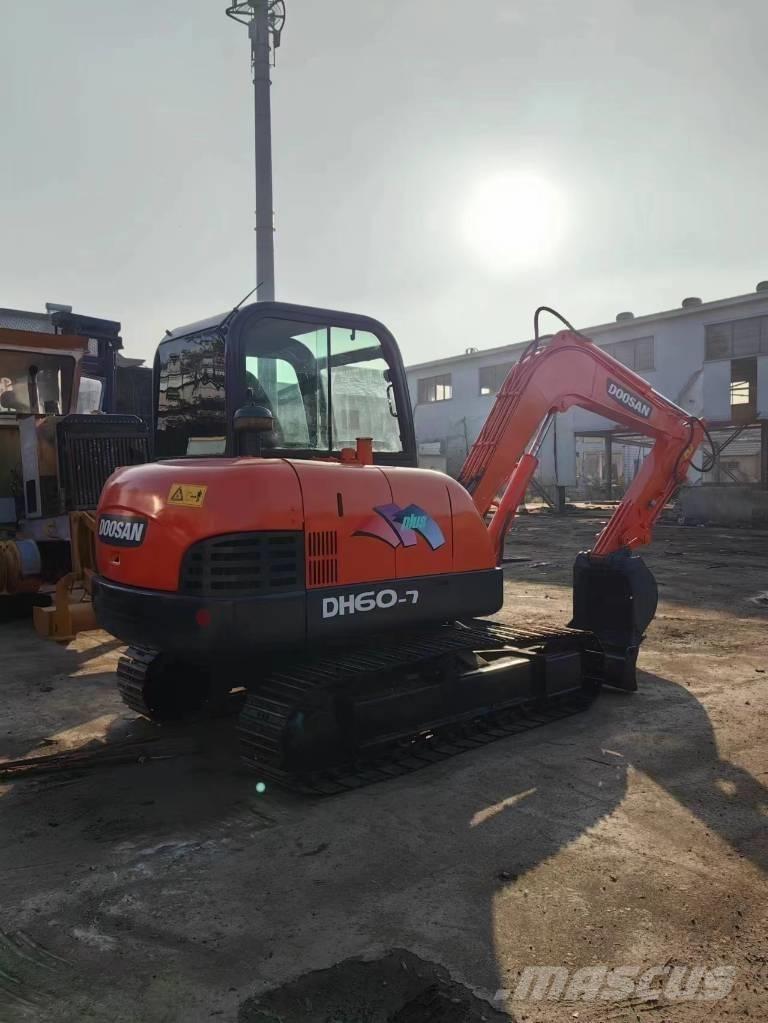Doosan DH 60-7 Mini excavatoare < 7t