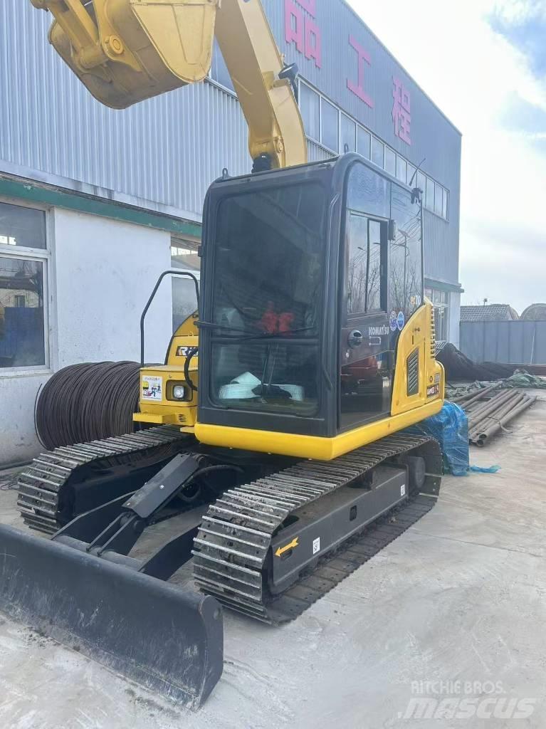 Komatsu PC 70 Excavatoare pe șenile
