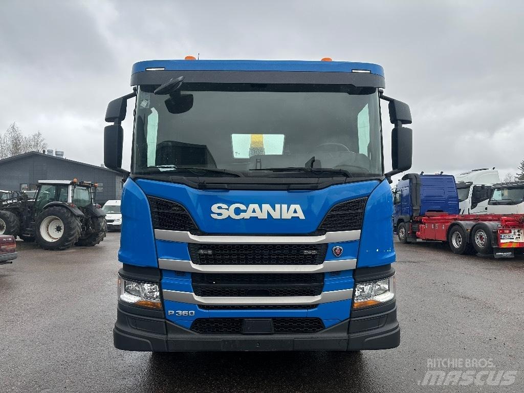 Scania P 360 Camion cu carlig de ridicare