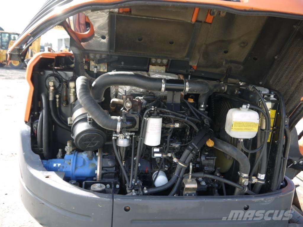 Doosan DX 60 R Mini excavatoare < 7t