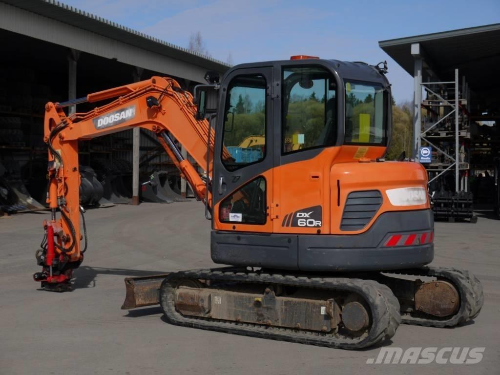 Doosan DX 60 R Mini excavatoare < 7t