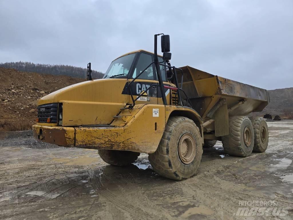 CAT 740 Transportoare articulate