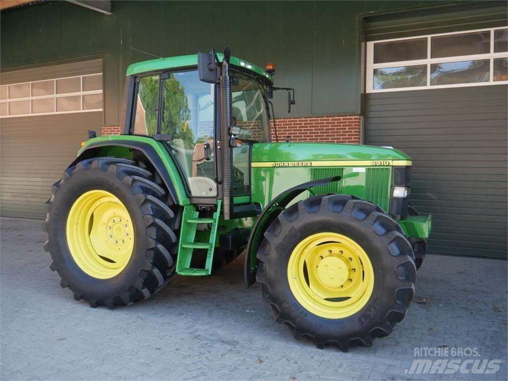 John Deere 6910 PQ Tractoare