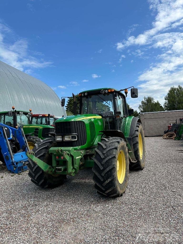 John Deere 6820 AP Tractoare