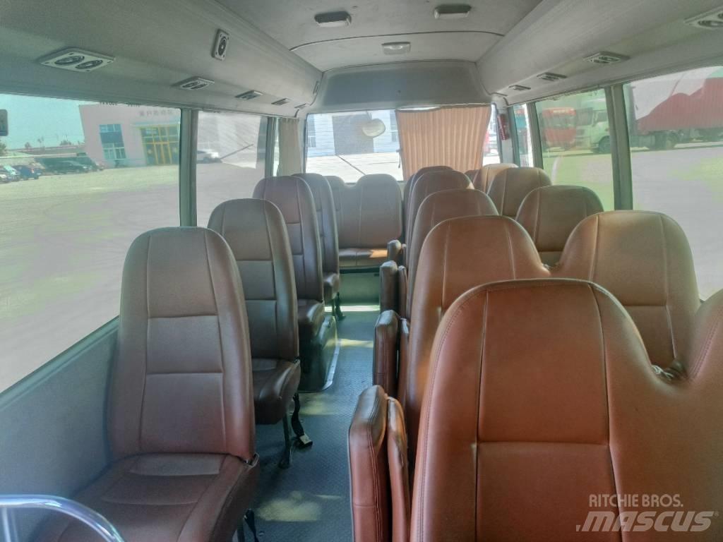 Toyota Coaster Bus Mini autobuze