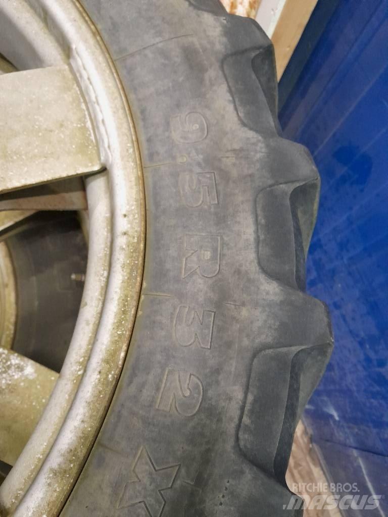 Michelin 9,5-32 Roti