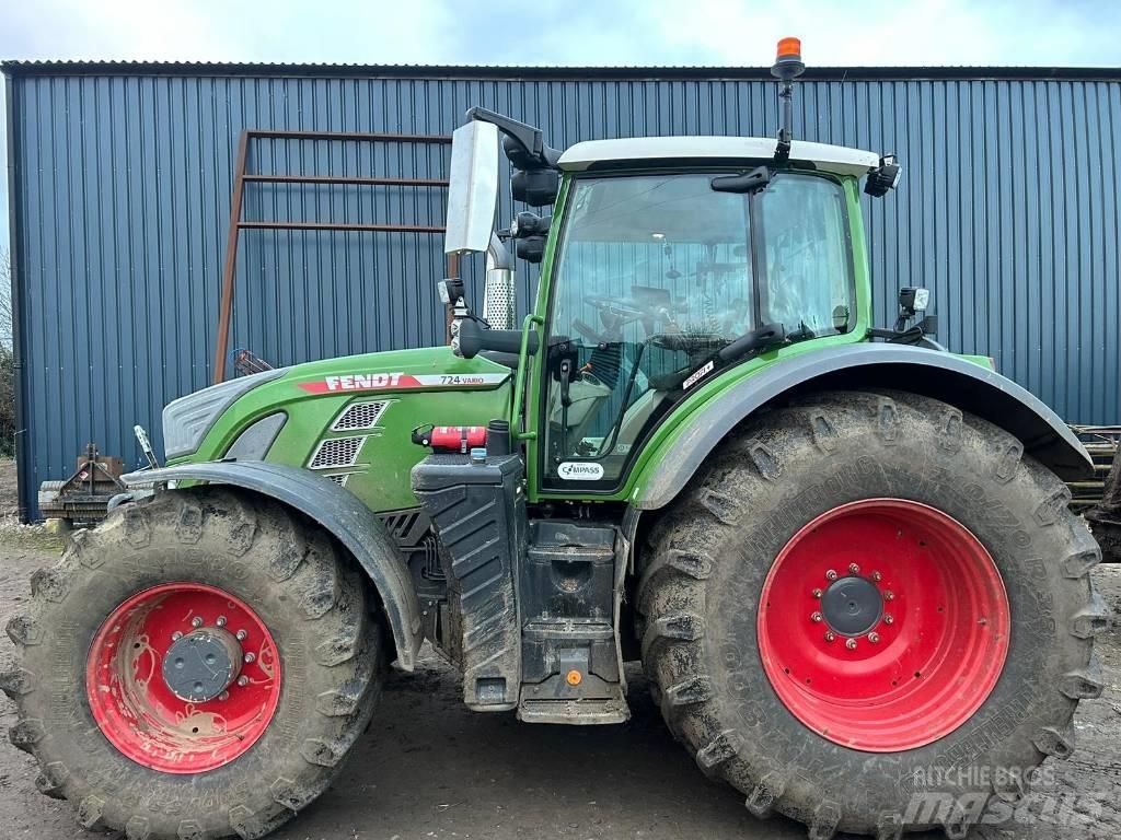 Fendt 724 Profi Plus Tractoare