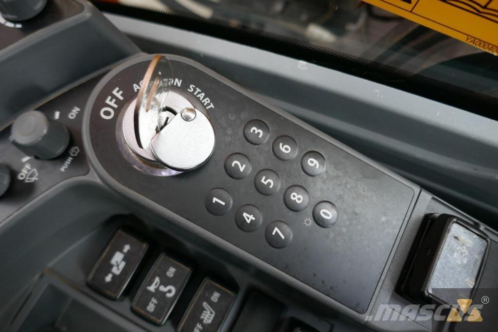 Hitachi ZX300LC-7 Excavatoare pe șenile
