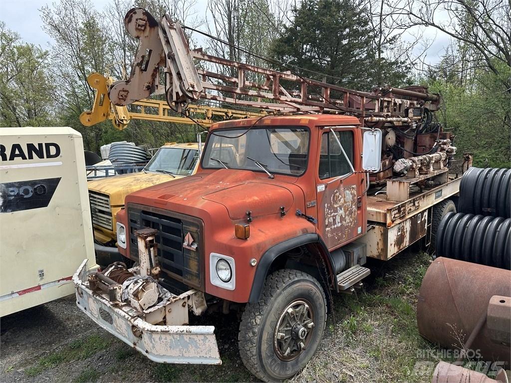 Navistar 1854 Camioane platforma/prelata