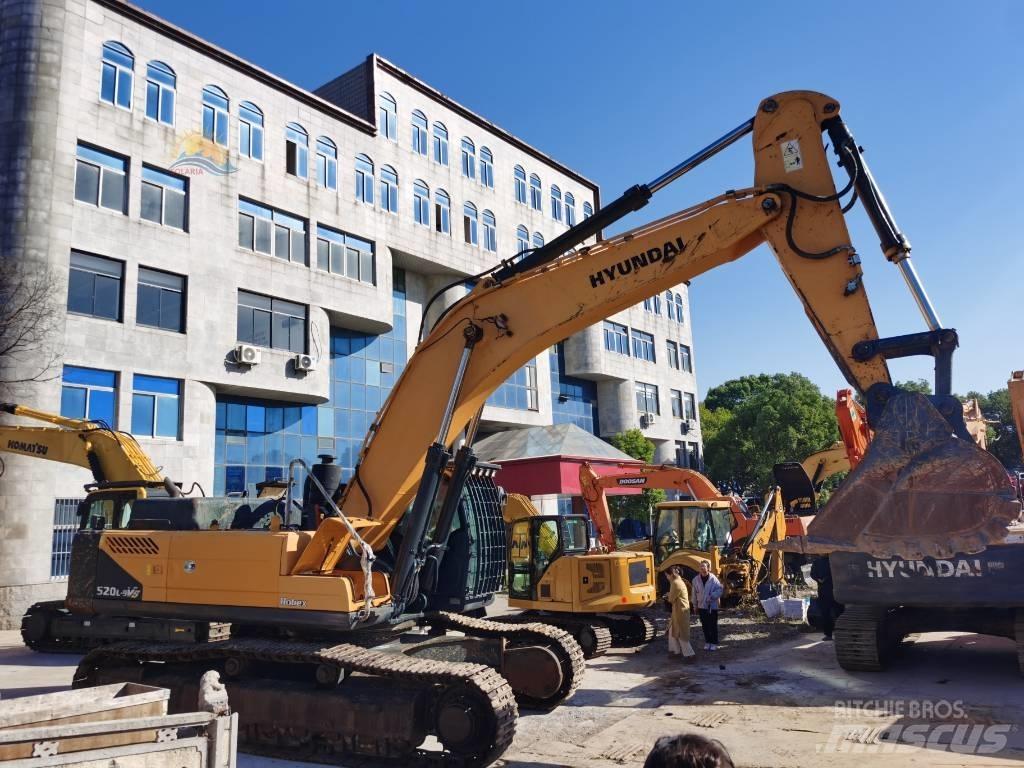 Hyundai 520L-9 VS Excavatoare pe șenile
