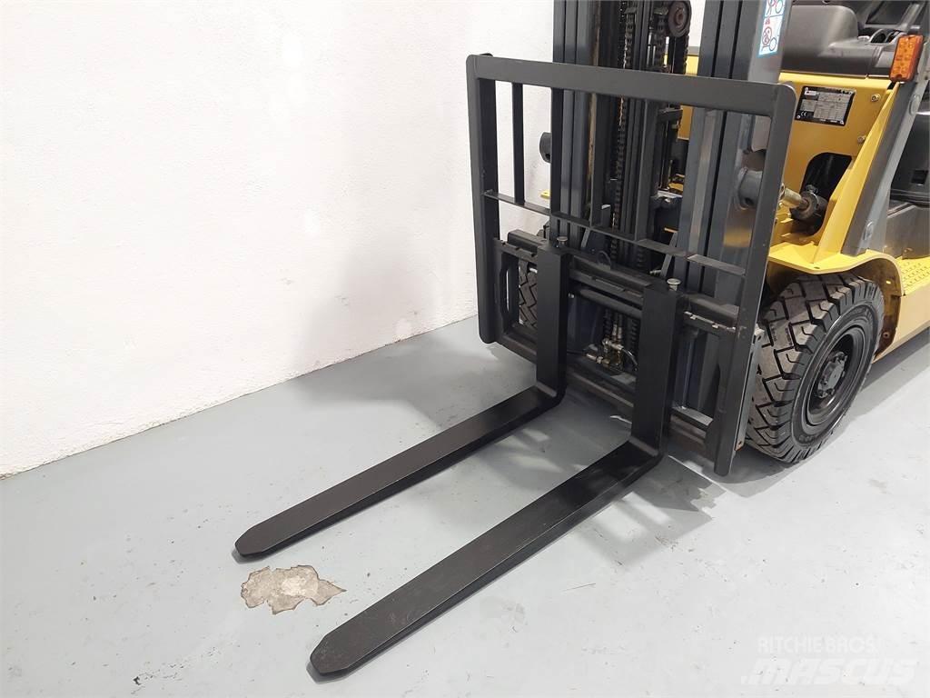CAT DP18NTD Stivuitor diesel