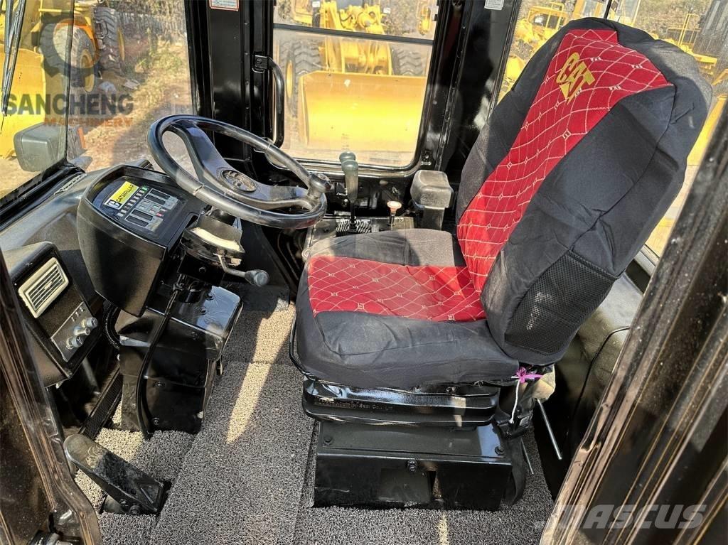 CAT 966G Incarcator pe pneuri