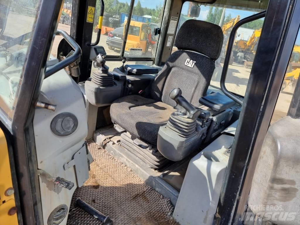 CAT D 6 K LGP Buldozere pe senile