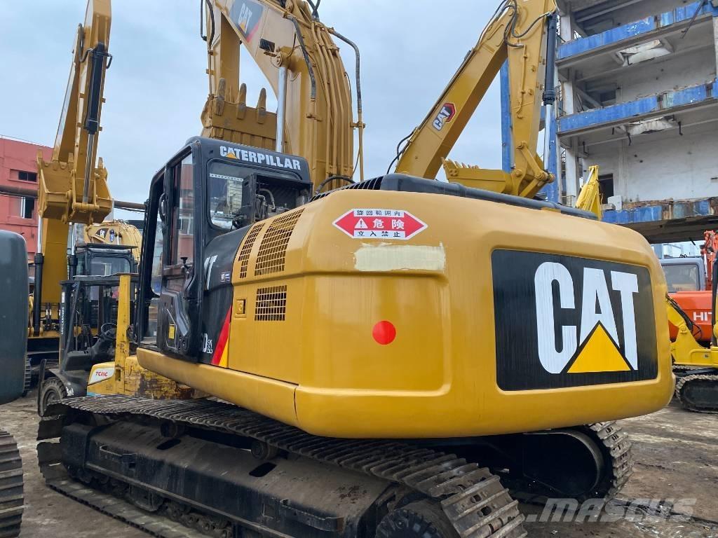 CAT 326D2L Excavatoare pe șenile
