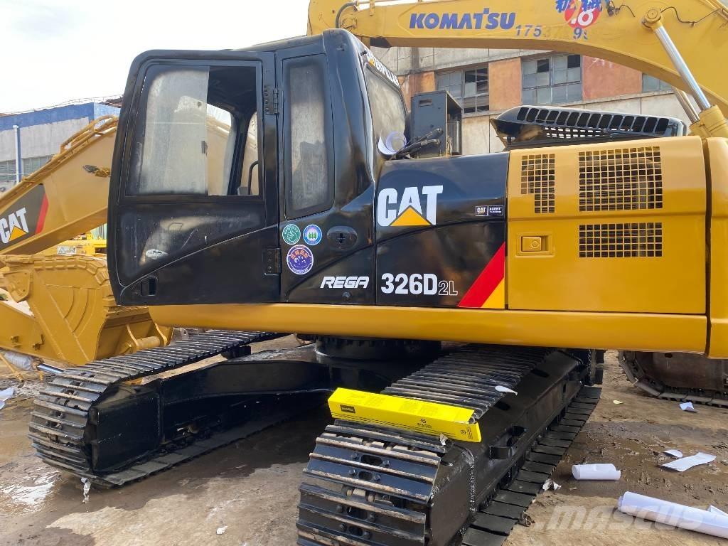 CAT 326D2L Excavatoare pe șenile
