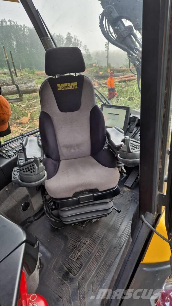 Ponsse Ergo 6W Combine forestiere