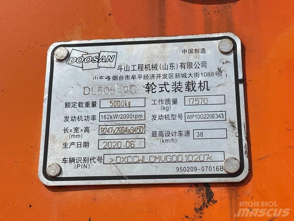 Doosan DL 505 Incarcator pe pneuri