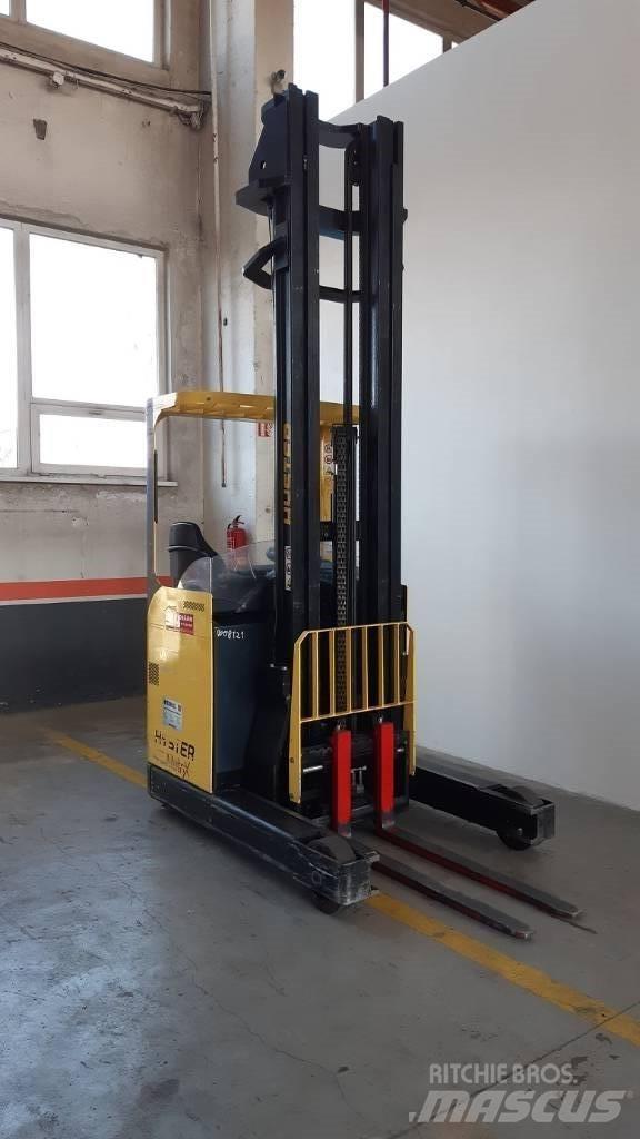 Hyster R1.4H Stivuitor cu catarg retractabil