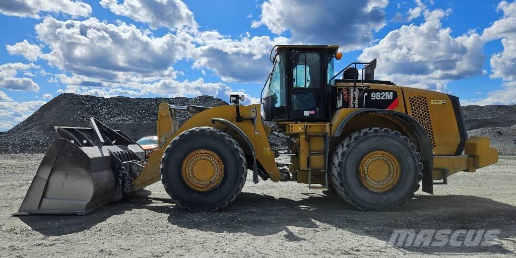 CAT 982 M Incarcator pe pneuri