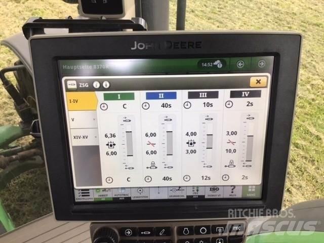 John Deere 8370R Tractoare
