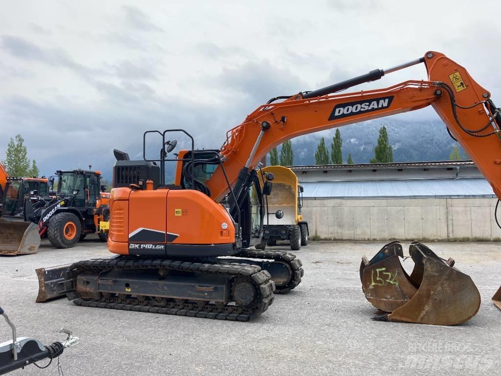 Doosan DX 140 LCR-7 Excavatoare pe șenile
