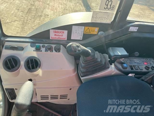 Kobelco SK30 SR-6E Mini excavatoare < 7t