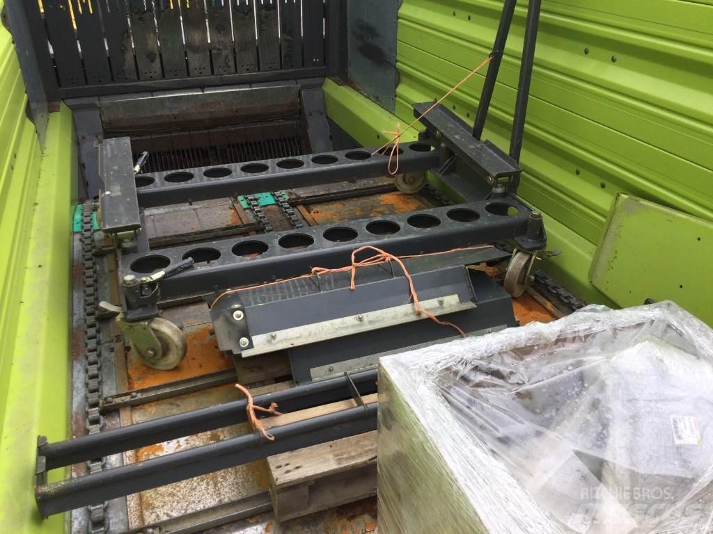 CLAAS 9400 Grain / Silage Trailers