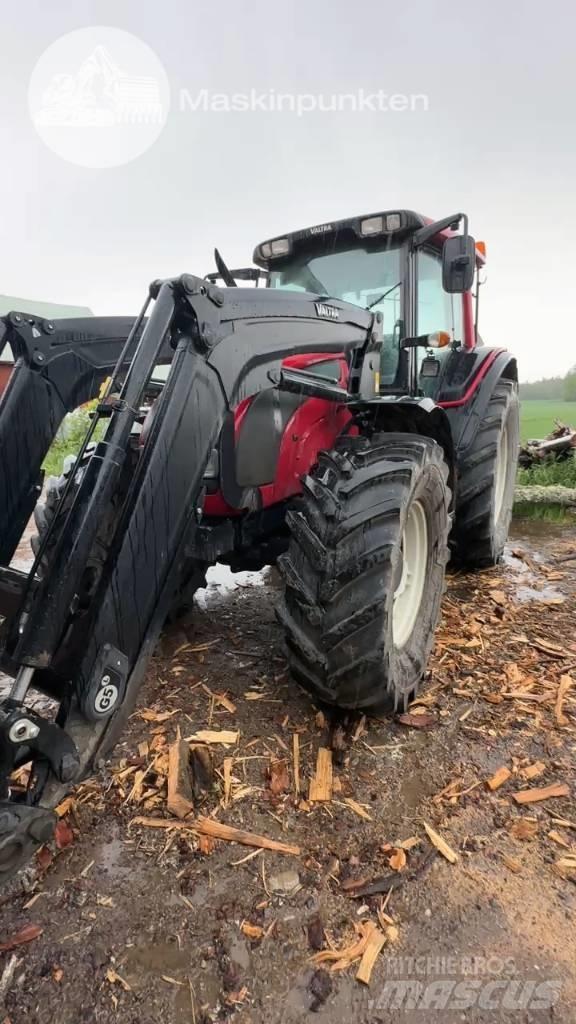 Valtra N 121 Tractoare