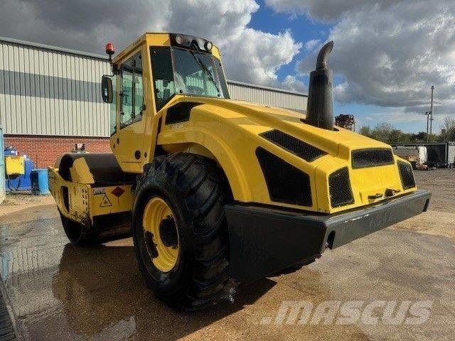 Bomag BW 213 D H-4 Compactoare monocilindrice