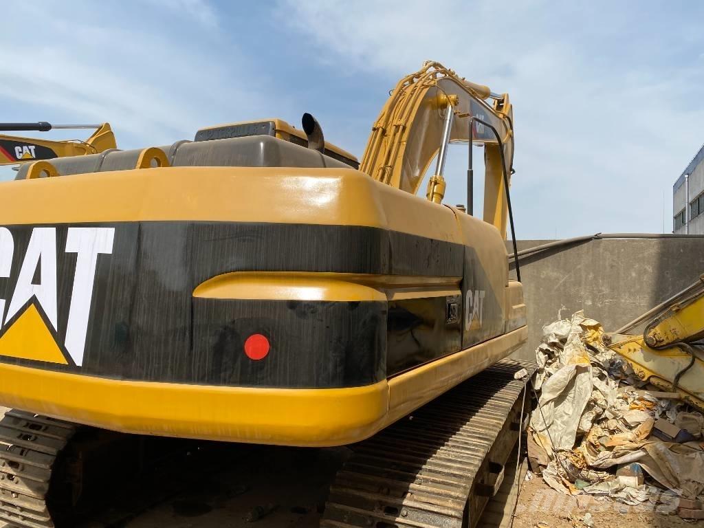 CAT 320 B Excavatoare pe șenile
