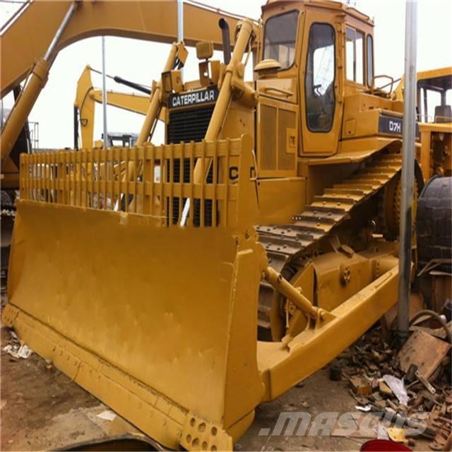 CAT D7H Buldozere pe senile