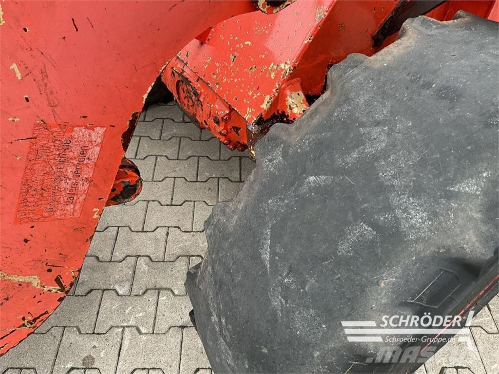 Atlas 82 E Incarcator pe pneuri