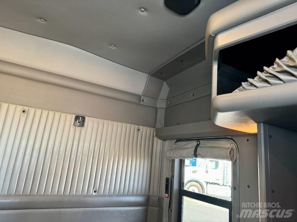 Kenworth T800 Autotractoare
